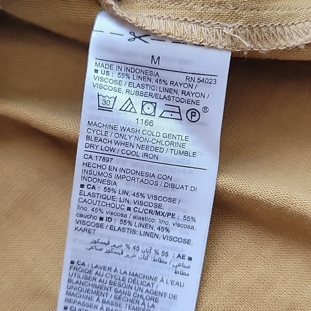 Old Navy Womens Mustard Smocked Linen Blend Puff Sleeve Blouse - Size Medium